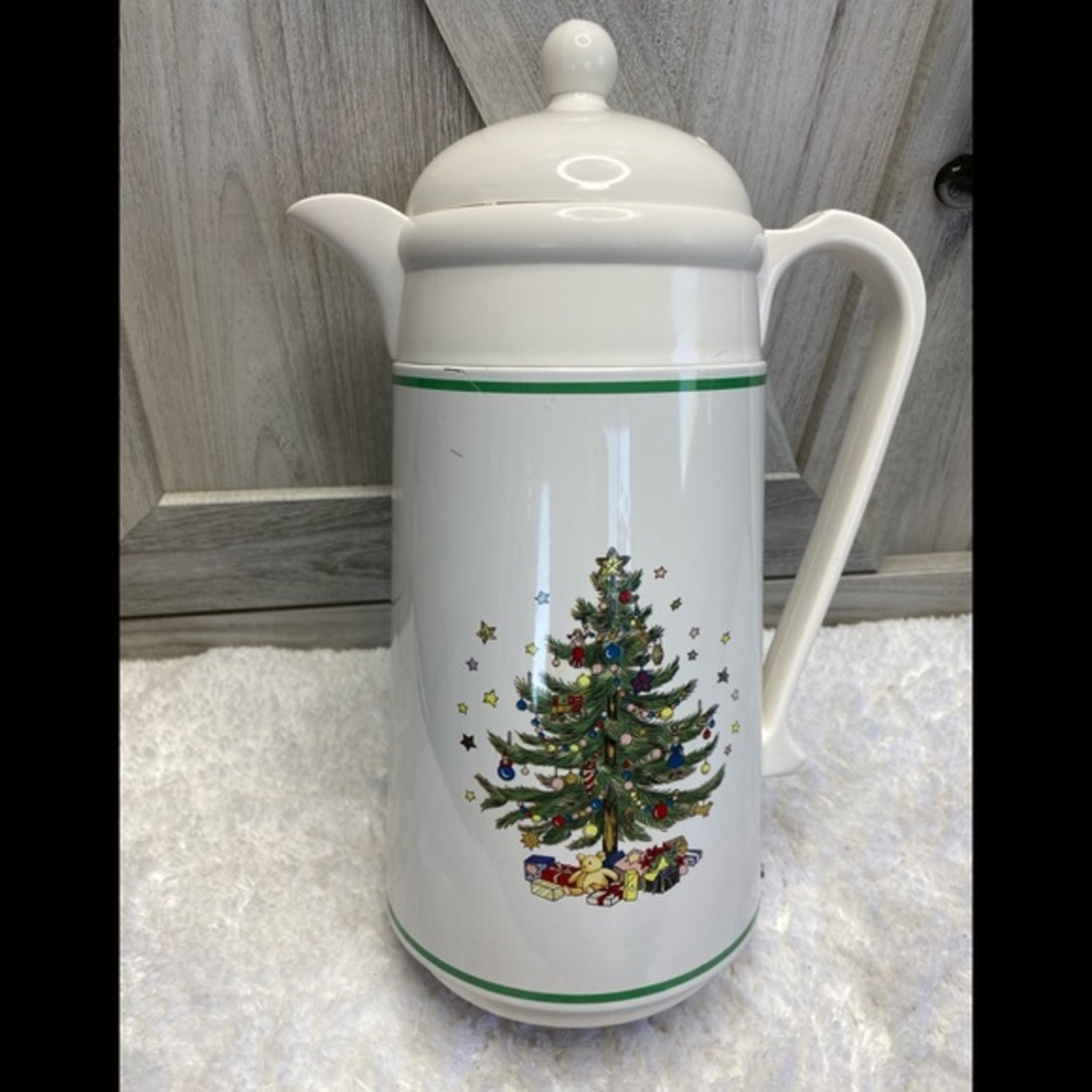 Nikko Japan Christmastime Christmas Tree Plastic Thermal Vacuum Carafe Christmas